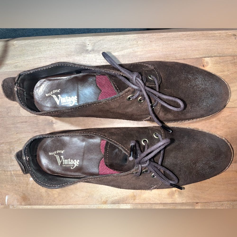 Walk over vintage collection suede shoes